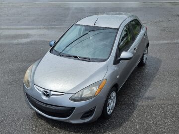 2011 Mazda 2 GX Hatchback