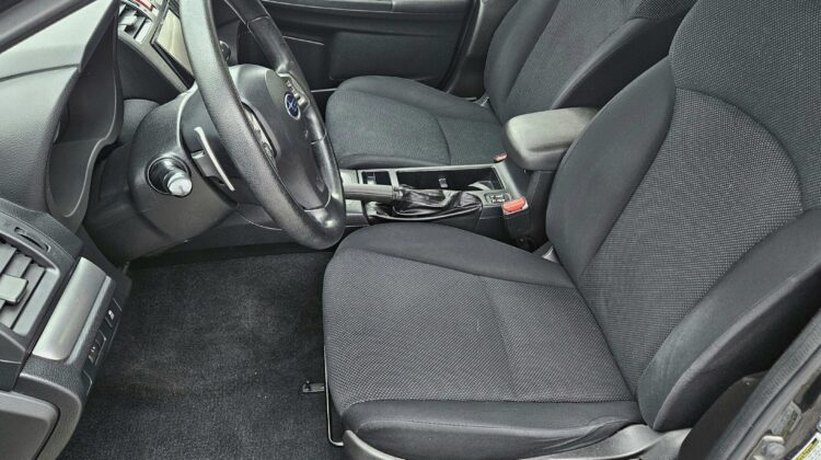 2014 Subaru Impreza 2.0i Touring Hatchback