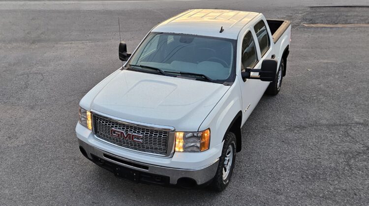 2011 GMC SIERRA 1500 Crew Cab Short Box