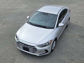 2017 Hyundai Elantra LE