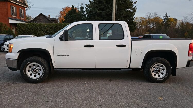 2011 GMC SIERRA 1500 Crew Cab Short Box