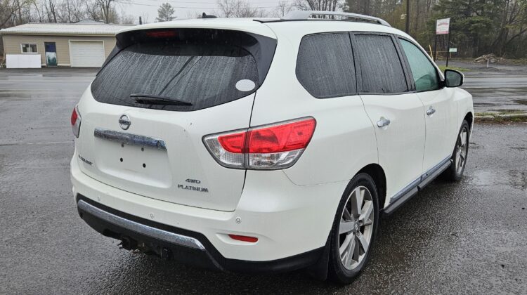 2015 Nissan Pathfinder AWD Platinum