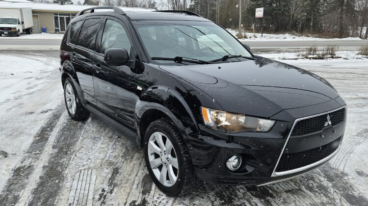 2013 Mitsubishi Outlander 4WD ES