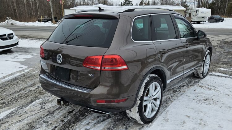 2013 Volkswagen Touareg TDI (Diesel)