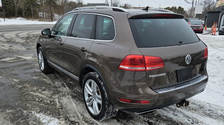 2013 Volkswagen Touareg TDI (Diesel)