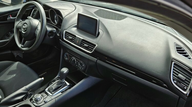 2016 MAZDA 3  GX  Sedan