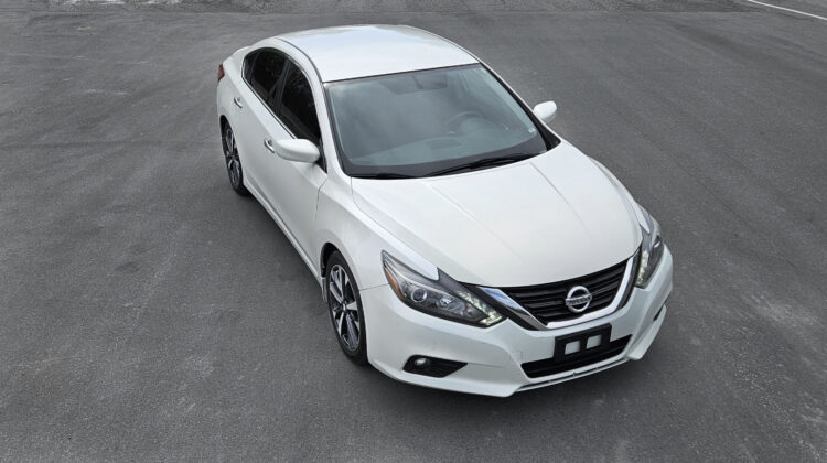 2016 Nissan Altima 2.5 SR