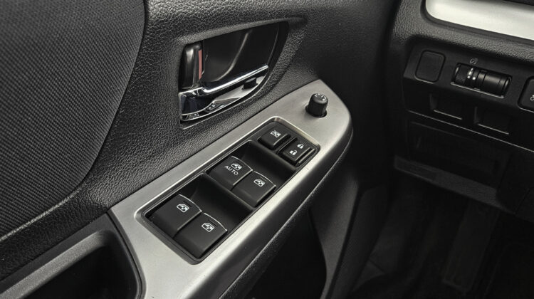 2015 Subaru Impreza 2.0i Hatchback Touring Pkg.