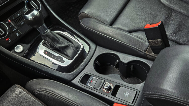 2018  AUDI Q3  2.0 TFSI Quattro Technik Tiptronic