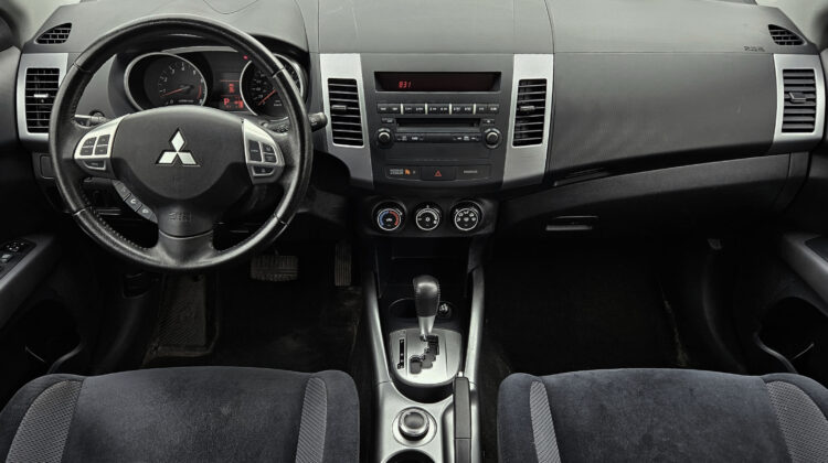 2012 Mitsubishi Outlander 4WD LS
