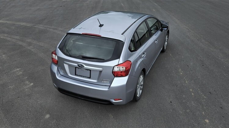 2015 Subaru Impreza 2.0i Hatchback Touring Pkg.