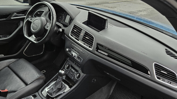 2018  AUDI Q3  2.0 TFSI Quattro Technik Tiptronic