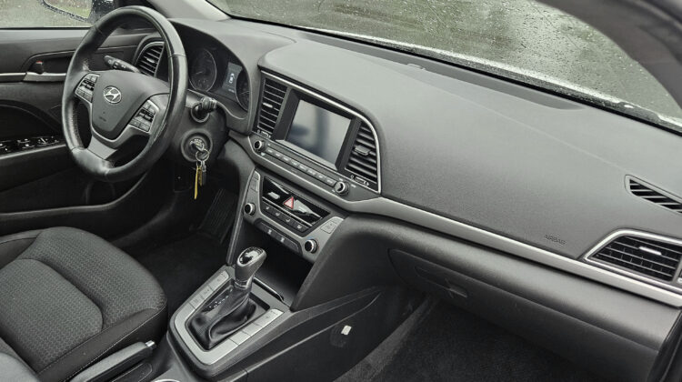 2017 Hyundai Elantra GL