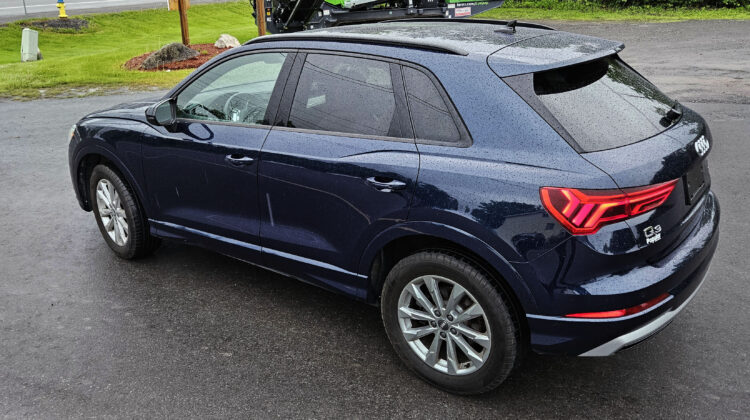 2020 AUDI Q3  45 TFSI Quattro Komfort Tiptronic