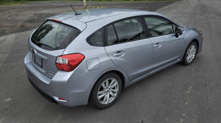 2015 Subaru Impreza 2.0i Hatchback Touring Pkg.