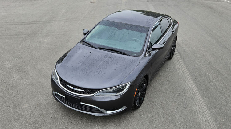 2016 Chrysler 200 Limited