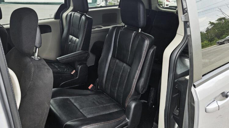 2013 Dodge Grand Caravan SXT