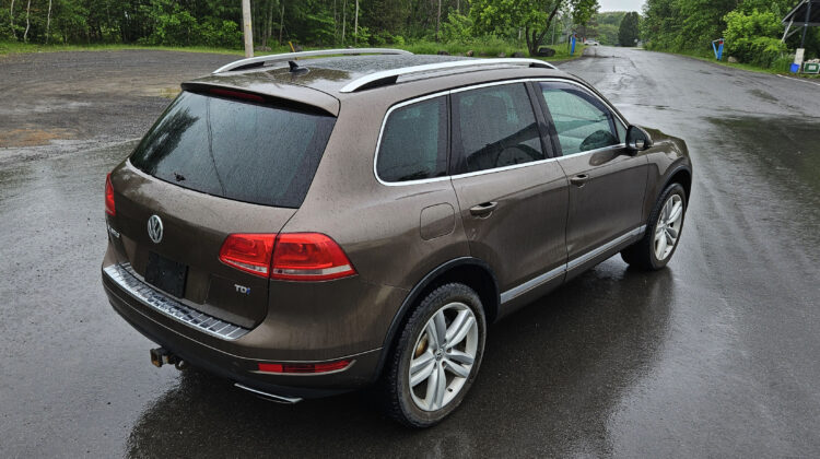 2013 Volkswagen Touareg TDI (Diesel)