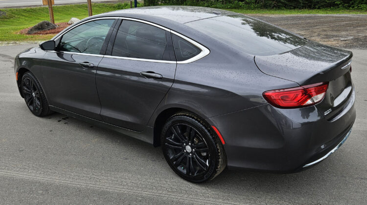 2016 Chrysler 200 Limited