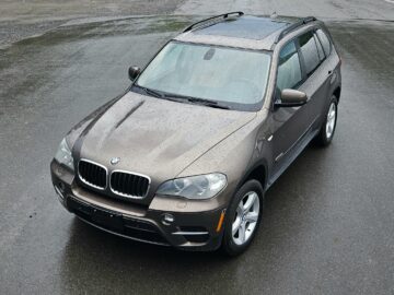 2012 BMW X5 XDRIVE 35I (7 Passenger)