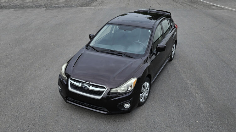 2012 Subaru Impreza 2.0i / Touring Pkg