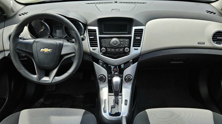 2011 Chevrolet Cruze LS