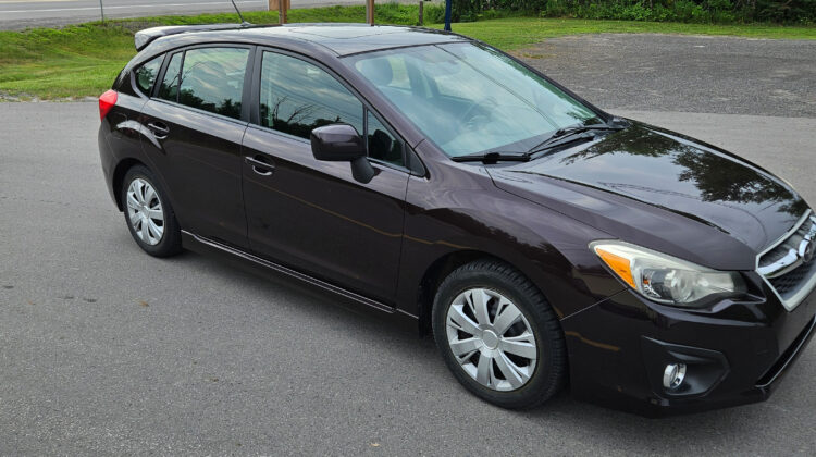 2012 Subaru Impreza 2.0i / Touring Pkg