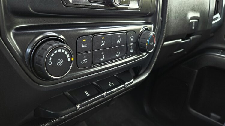 2016 GMC Sierra 1500 4WD Double Cab Standard 6.5 Box