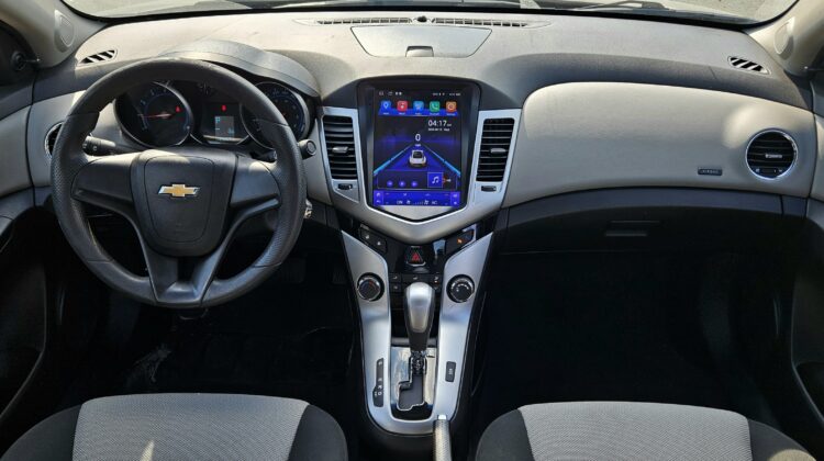 2011 Chevrolet Cruze LS