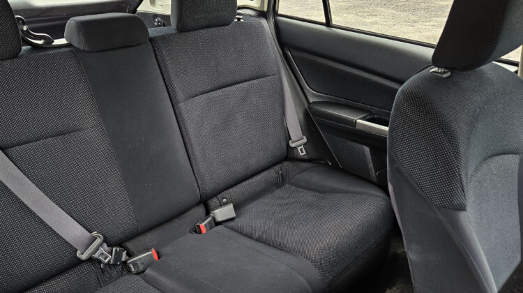 2015 Subaru Impreza 2.0i Touring Hatchback AWD