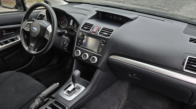 2015 Subaru Impreza 2.0i Touring Hatchback AWD