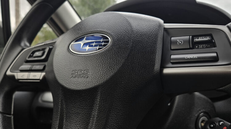 2015 Subaru Impreza 2.0i Touring Hatchback AWD