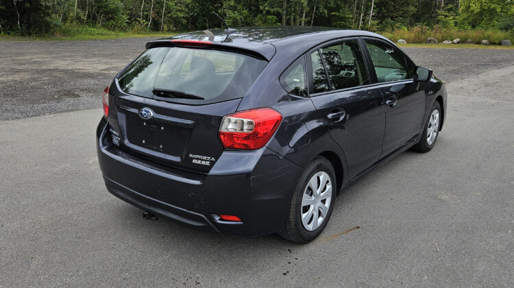 2015 Subaru Impreza 2.0i Touring Hatchback AWD
