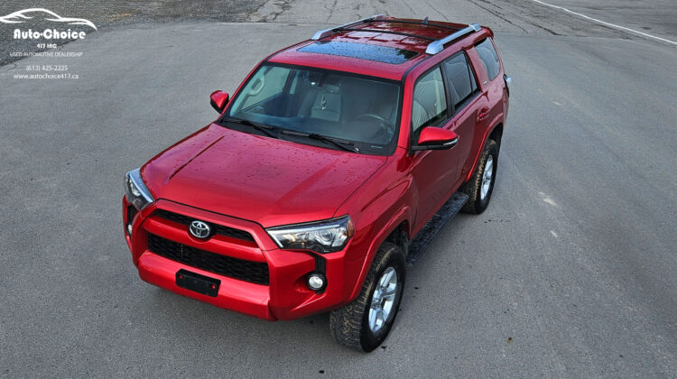 2016 Toyota 4Runner SR5 4WD (7 Passenger)