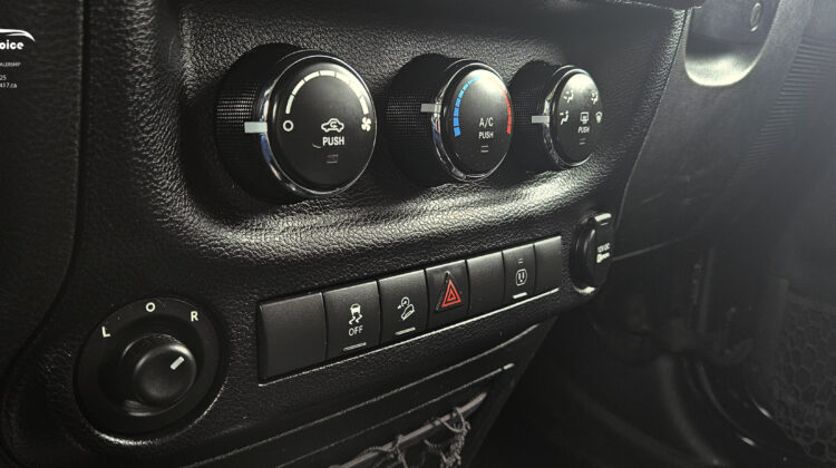 2015 Jeep Wrangler Unlimited Sahara 4WD