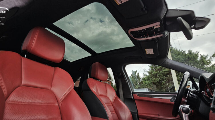 2015 PORSCHE MACAN TURBO