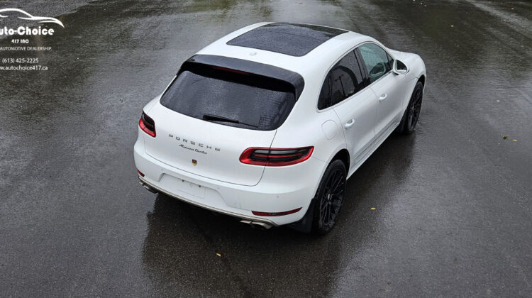 2015 PORSCHE MACAN TURBO