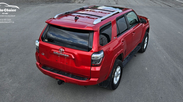 2016 Toyota 4Runner SR5 4WD (7 Passenger)