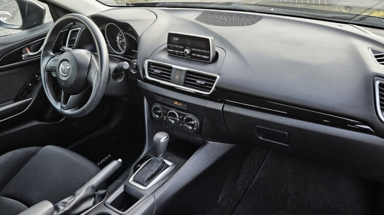 2015 MAZDA 3 GX Skyactive Sedan