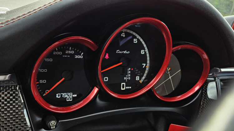 2015 PORSCHE MACAN TURBO