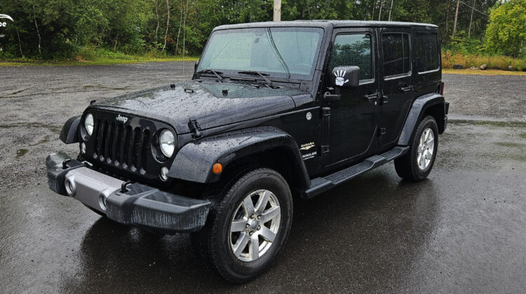 2015 Jeep Wrangler Unlimited Sahara 4WD