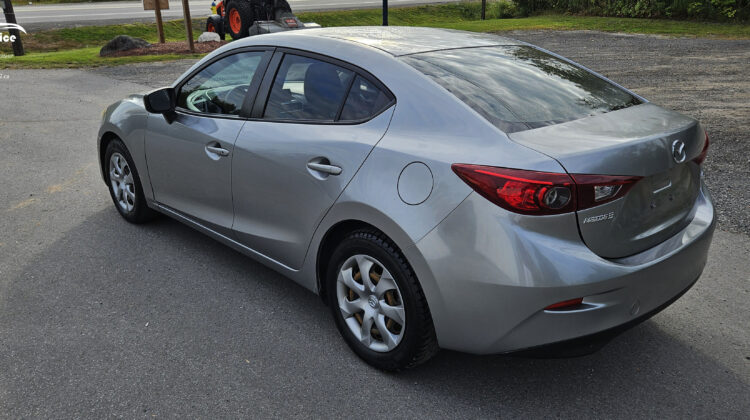 2014 MAZDA 3 GX Skyactive Sedan