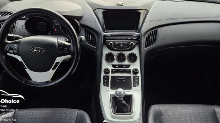 2013 Hyundai Genesis Coupe Premium