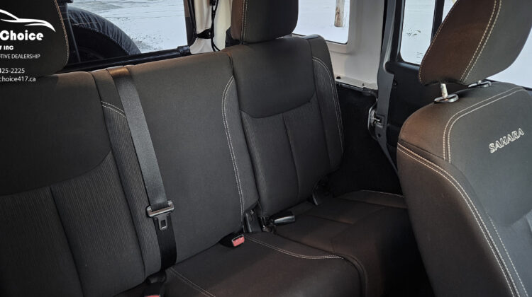 2016 Jeep Wrangler Unlimited Sahara 4WD