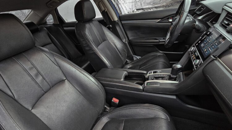 2016 Honda Civic Touring