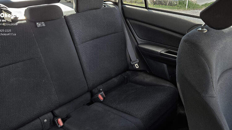 2014 Subaru Impreza 2.0i Hatchback AWD