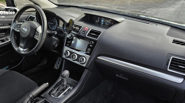 2016 Subaru Impreza 2.0i Limited  AWD Hatchback