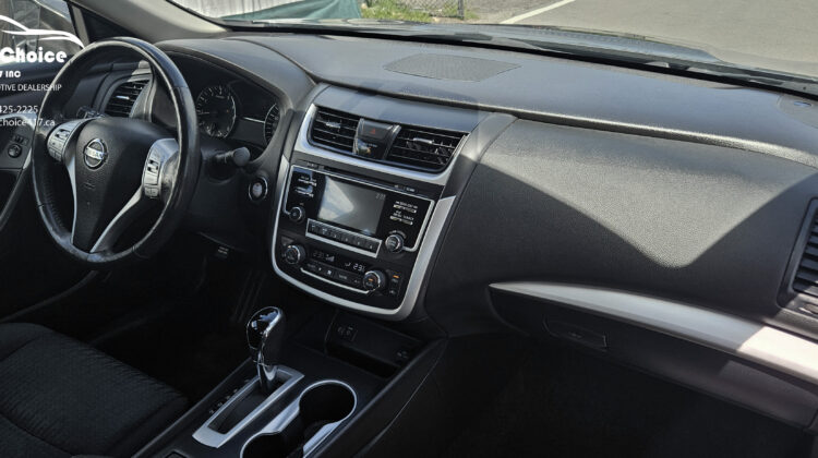 2017 Nissan Altima SV