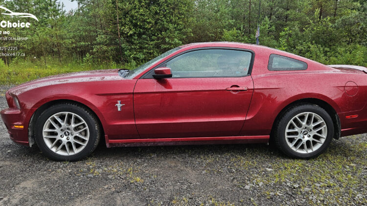 2014 Ford Mustang Coupe V6